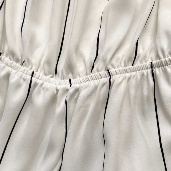 Pin stripe dress - Picture 4 of 7